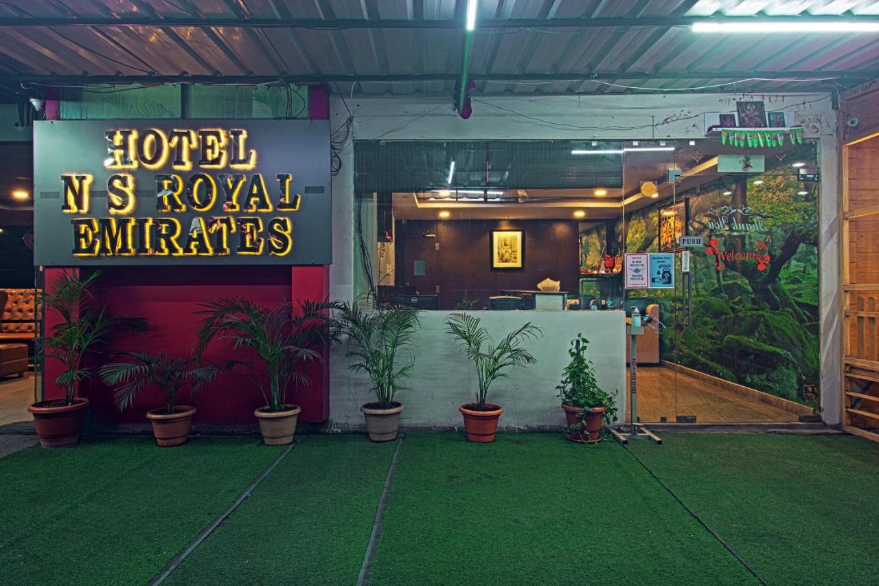 Hotel Ns Royal Emirates With 3Hr Early Check In ハイデラバード エクステリア 写真